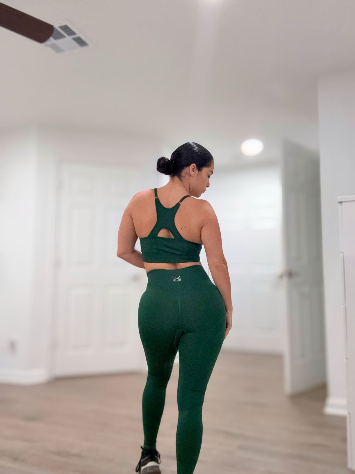 Nature set of Two pc sport Bra and Leggings Medium size